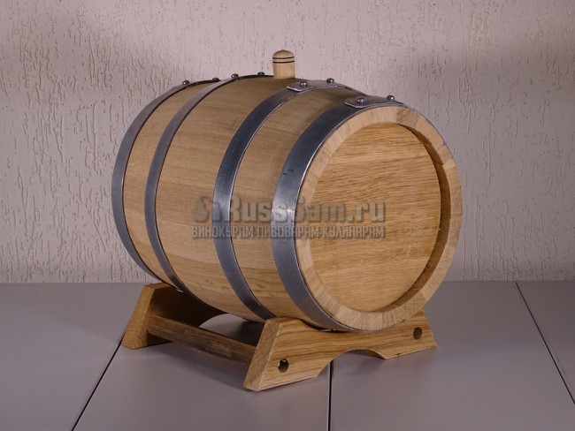Дубовая бочка 10 л. "Профи" на подставке Дубовая бочка 10 л. "Профи" на подставке